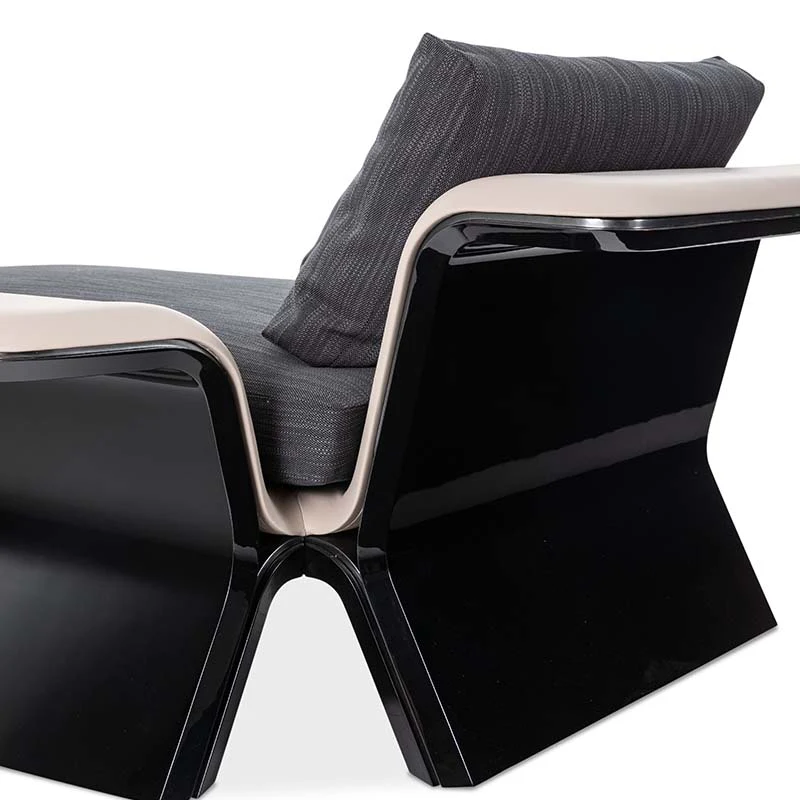 Galloway chaise lounge