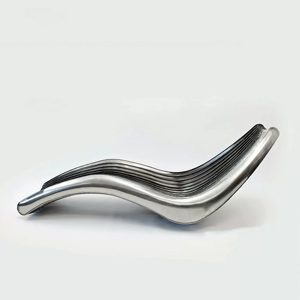 Steel In Rotation Chaise Long